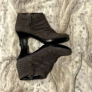Dansko Dove Grey Bootie - Size 39. 2 & 1/2 “ heel.